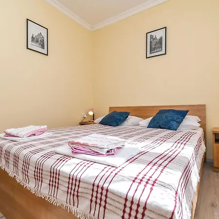 Fidelis Apartment