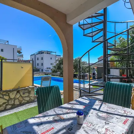 شقة Fidelis تروغير