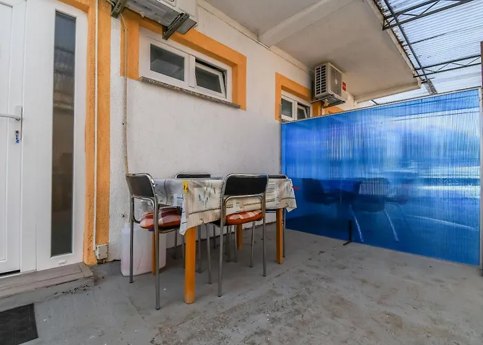 Fidelis Apartament *